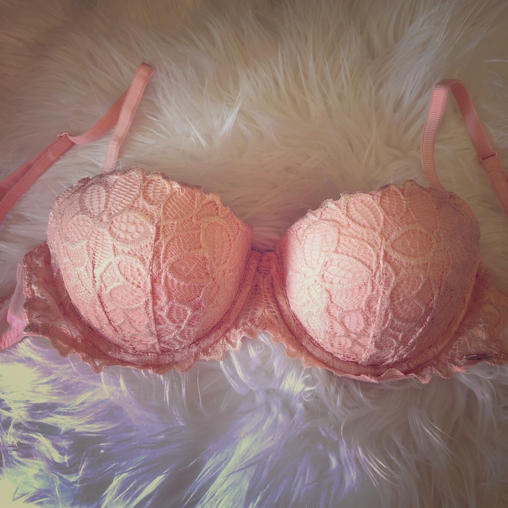 Almost new Victoria’s Secret PINK bra. Size 36B